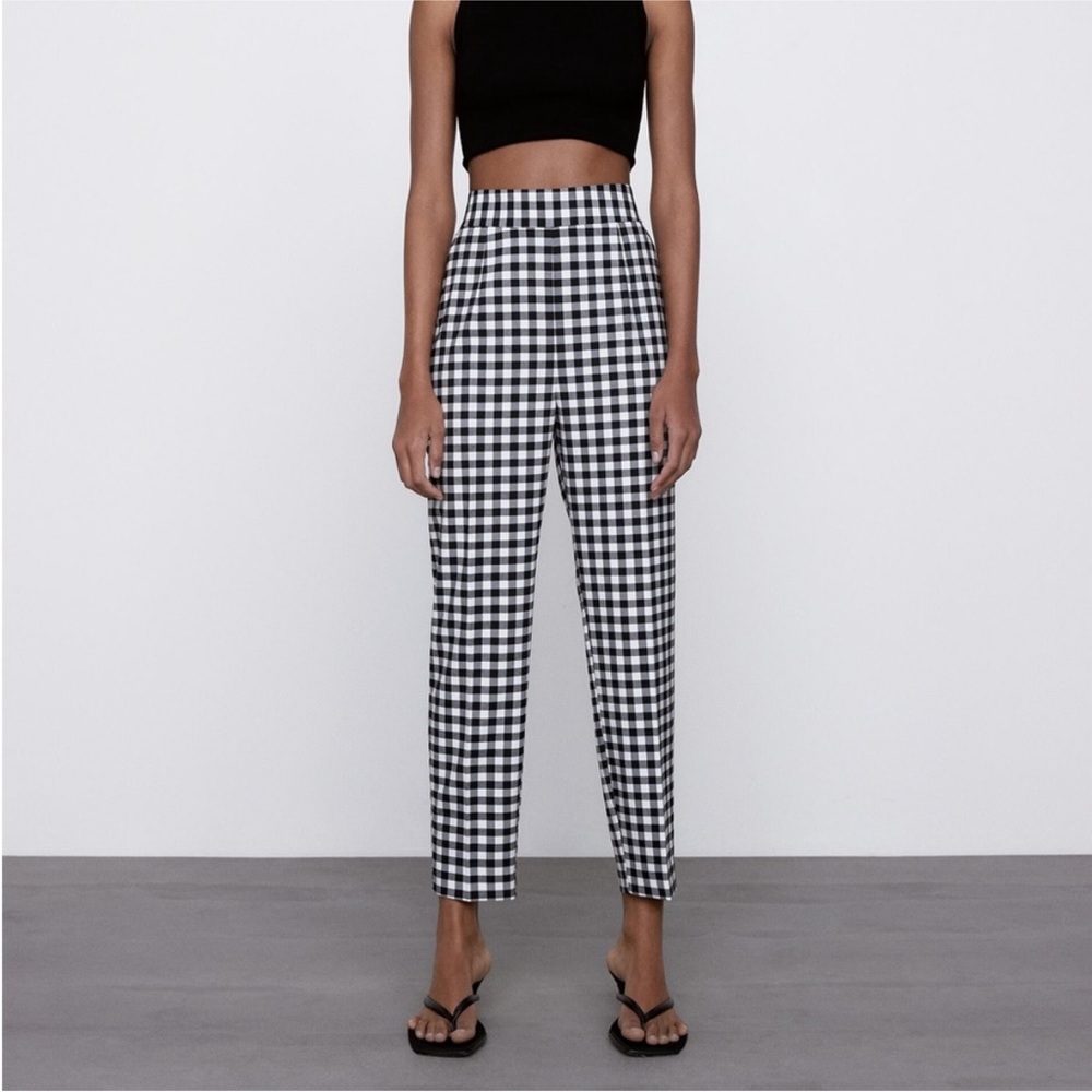 Zara Black and White Gingham Cropped Pants